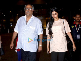 Sridevi, Huma Qureshi & Ileana D'Cruz snapped at the airport