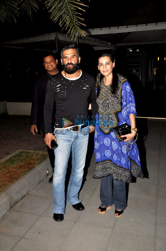 Suniel Shetty & Sanjay Kapoor snapped post dinner in Bandra