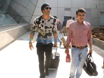 Sushant Singh Rajput & Sunny Deol snapped at the airport