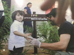 Check out: Shah Rukh Khan helps AbRam in tree plantation