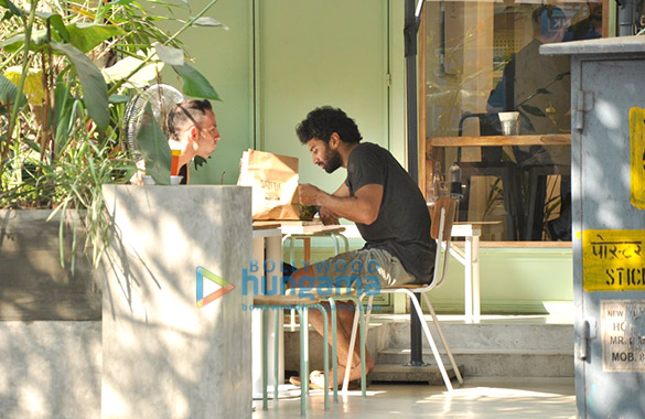 aditya roy kapur snapped post lunch with friend at suzette kitchen 2