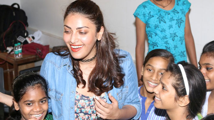 Anushka Ranjan Sponsors Children Education This Diwali Anushka Ranjan Sponsors Children Education This Diwali