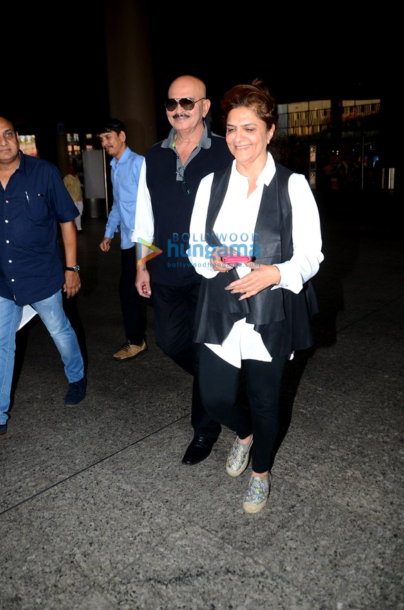 anushka sooraj and others snapped at the airport 8