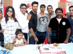 Celebs celebrate 76th birth anniversary of Bruce Lee