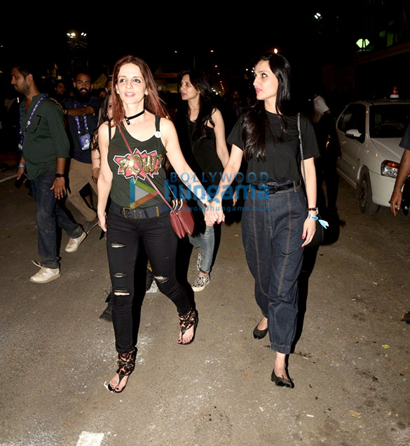 celebs grace global citizen festival india 2016 with coldplay 44