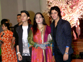 Celebs grace Rikku Rakesh Nath's daughter Shaina Nath's wedding reception