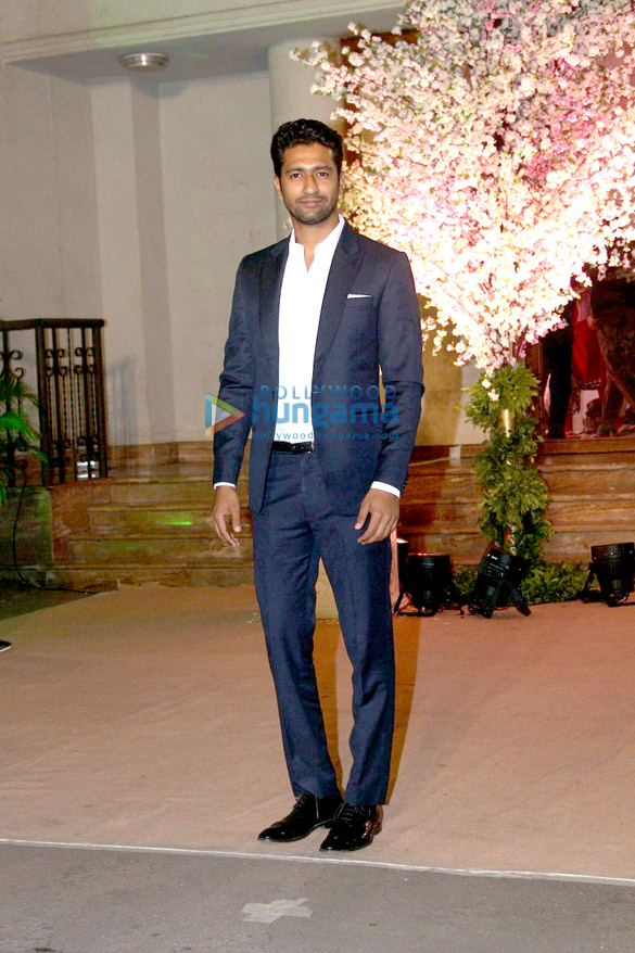 celebs grace rikku rakesh nath daughter shaina naths wedding reception 35