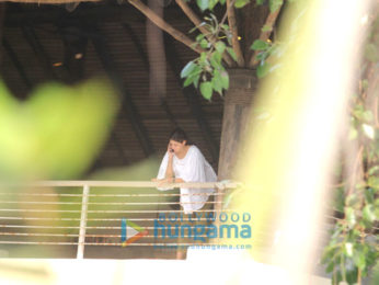 Celebs snapped at Shah Rukh Khan's birthday bash in Alibaug
