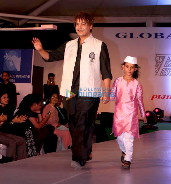 celebs walk the ramp at the global peace initiative 11