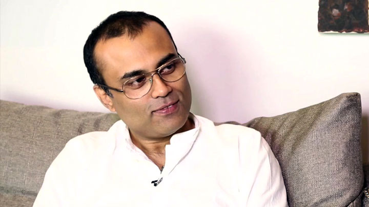 Amitabh Bhattacharya’s EXCLUSIVE On Aamir Khan’s Thugs Of Hindostan Amitabh Bhattacharya’s EXCLUSIVE On Aamir Khan’s Thugs Of Hindostan