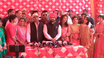 Aamir Khan’s HUNGAMA With The REAL Dangal Family At Geeta Phogat’s Wedding