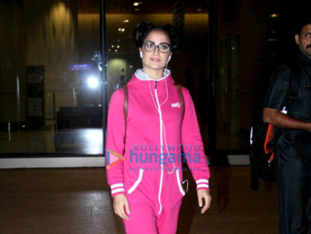 Elli Avram snapped at the domestic terminal