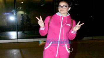 Elli Avram snapped at the domestic terminal