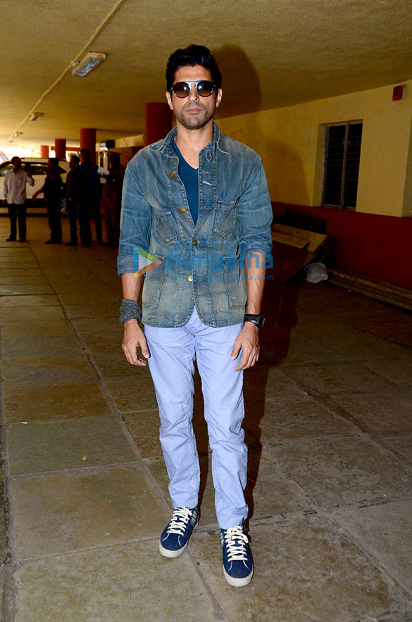 farhan akhtar shraddha kapoor promote rock on 2 on red fm 93 5 5