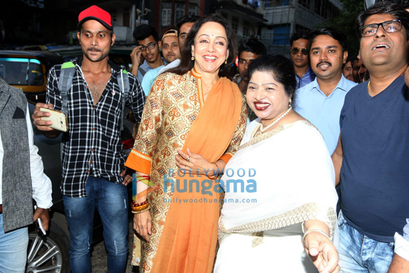Hema Malini inaugurates Ravindra Jain Chowk Hema Malini inaugurates Ravindra Jain Chowk