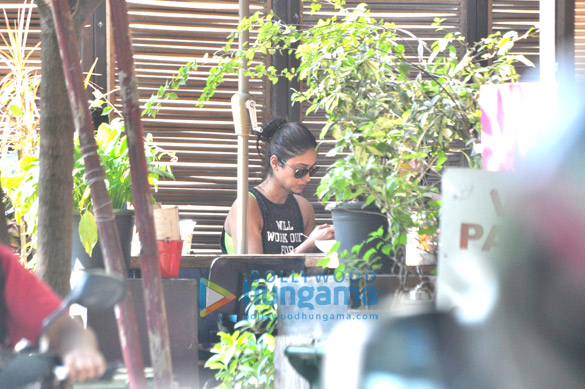 ileana snapped post lunch at suzette 3