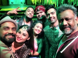 Mouni Roy SIZZLES At Tum Bin 2 Song Shoot