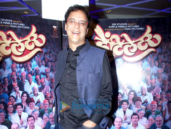 Rajkumar Hirani & Vidhu Vinod Chopra snapped at the screening of Ventilator