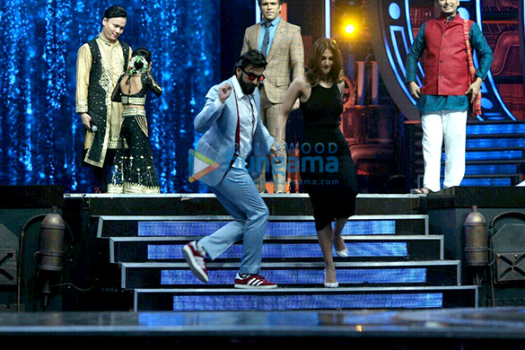 ranveer vaani promote befikre on super dancer 4