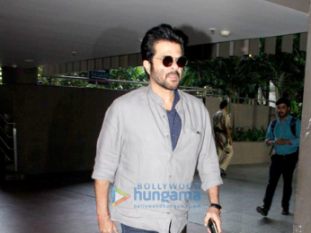 Shah Rukh Khan, Aishwarya Rai Bachchan, Sanjay Dutt & others snapped at the airport
