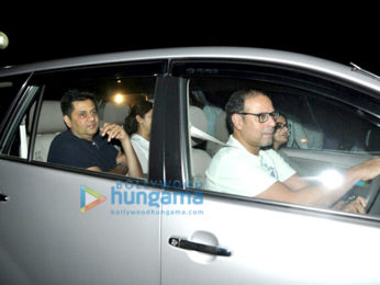 Shah Rukh Khan, Sohail Khan, Sunil Shetty & Sooraj Pancholi snapped post a party at Salman Khan's place