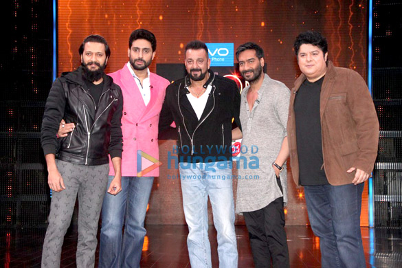 Sanjay Dutt, Abhishek Bachchan & Ajay Devgn on ‘Yaaron Ki Baaraat’ Sanjay Dutt, Abhishek Bachchan & Ajay Devgn on ‘Yaaron Ki Baaraat’