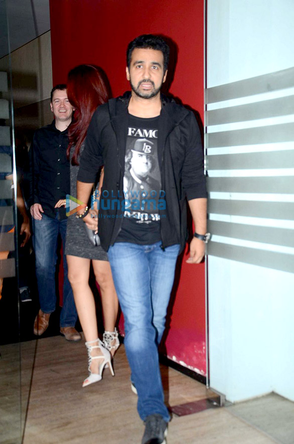shilpa and raj snapped post dinner 3