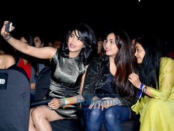 Shruti Haasan snapped at A R Rahman musical concert in Mumbai