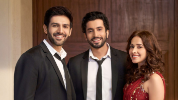 Wallpapers Of The Movie Sonu Ke Titu Ki Sweety