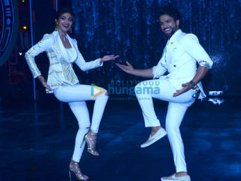 Vidya Balan promotes 'Kahaani 2' on the sets of Super Dancer