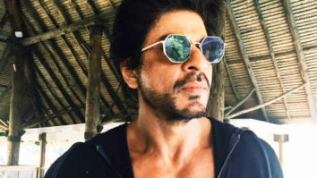 When Shah Rukh Khan Fans ROARED, “HAPPY BIRTHDAY KING”