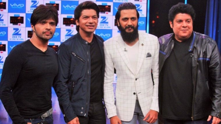 Himesh Rehammiya’s Musical Farting, Shaan On Getting Booed On Stage Himesh Rehammiya’s Musical Farting, Shaan On Getting Booed On Stage