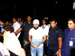 Aamir Khan, Jacqueline Fernandez and others snapped at the airport
