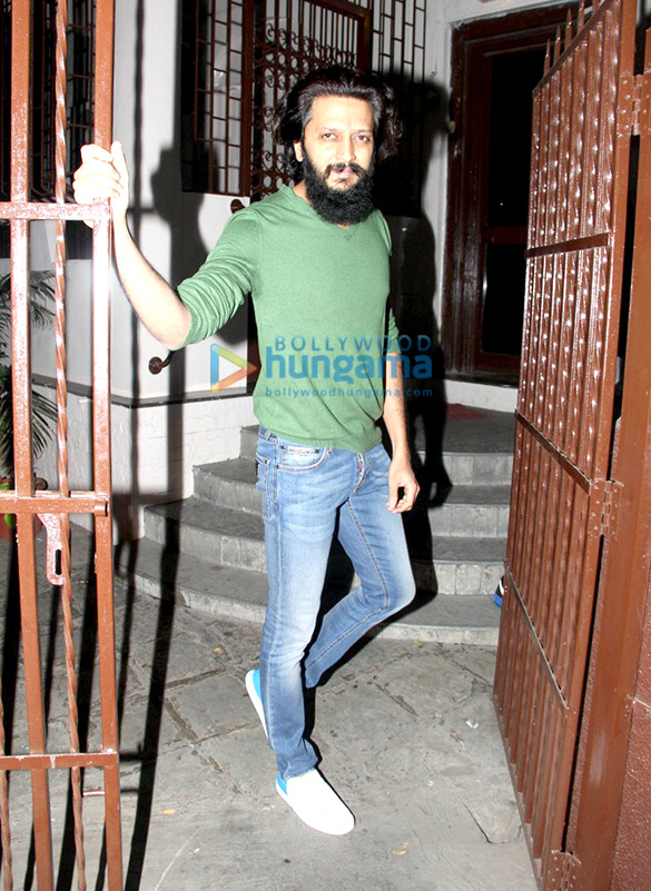 abhishek bachchan and riteish deshmukh snapped post their dubbing 2