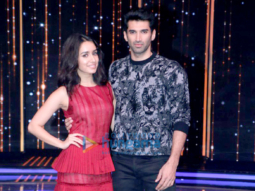 Aditya Roy Kapur & Shraddha Kapoor promote ‘Ok Jaanu’ on the sets of Dil Hai Hindustani
