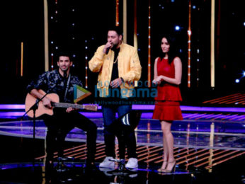 Aditya Roy Kapur & Shraddha Kapoor promote 'Ok Jaanu' on the sets of Dil Hai Hindustani