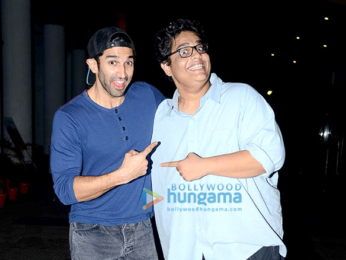 Aditya Roy Kapur snapped with friends post a movie