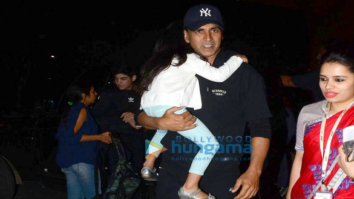 Akshay Kumar, Arjun Kapoor and Elli Avram depart for Christmas & New Year holidays