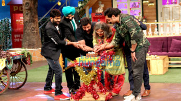 Ali Asgar celebrates his birthday with the Deols on the sets of The Kapil Sharma Show