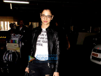 Alia Bhatt, Kriti Sanon, Sonam Kapoor and Kangna Ranaut snapped at the airport