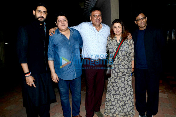 Boman Irani celebrates his birthday with Farah Khan, Abhishek Bachchan, Rajkumar Hirani and others Boman Irani celebrates his birthday with Farah Khan, Abhishek Bachchan, Rajkumar Hirani and others