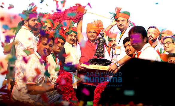 Celebs & C.M. Devendra Fadnavis grace the ‘Yuva Urja’ program