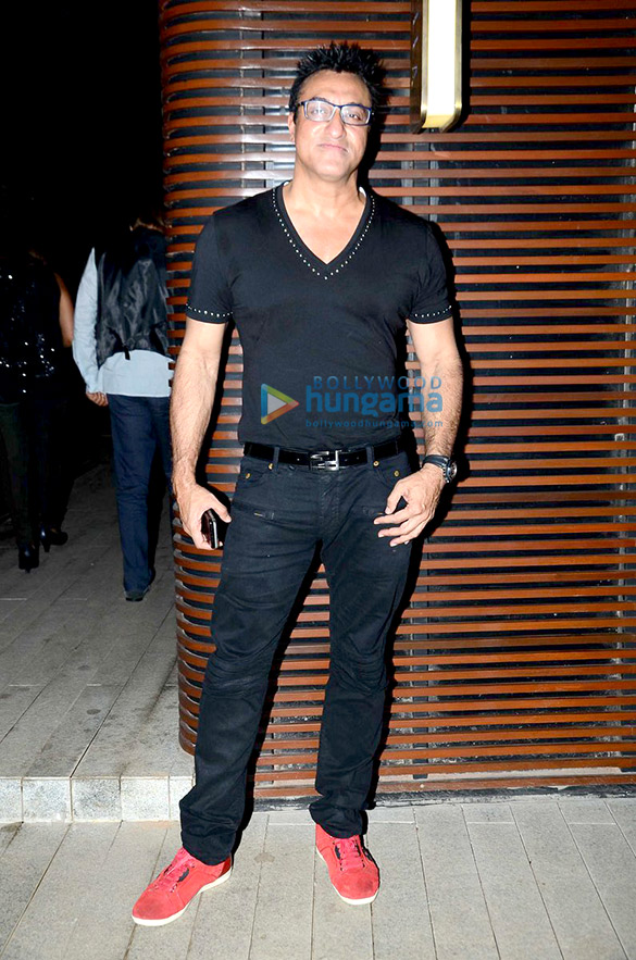 celebs grace the launch of the estellla lounge in juhu 24