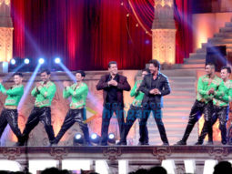Celebs perform at 23rd Annual Star Screen Awards 2016