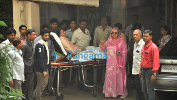 Dilip Kumar snapped with Saira Banu after being discharged from hospital