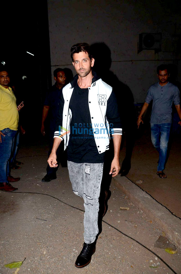 hrithik yami snapped at kaabil promotions 4