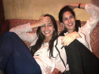 Check out: This throwback photo of Anushka Sharma chilling with Katrina Kaif will give you friendship goals Check out: This throwback photo of Anushka Sharma chilling with Katrina Kaif will give you friendship goals