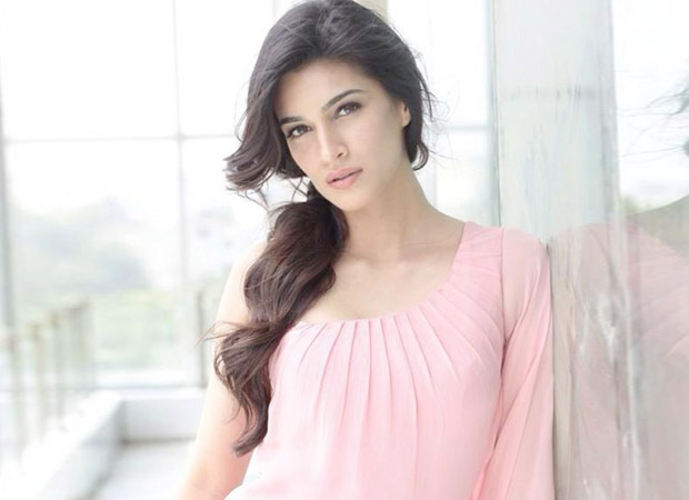 Kriti Sanon undergoes weapon training for Raabta : Bollywood News ...