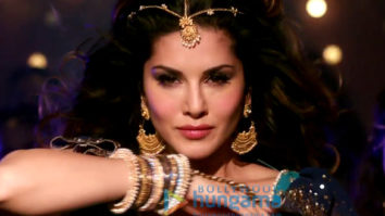 Movie Stills Of The Movie Raees