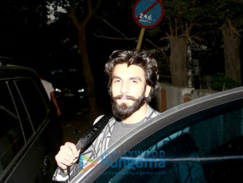 Ranveer Singh snapped post party with close friends in Bandra